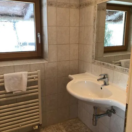 Sportpension Therese Bed & Breakfast