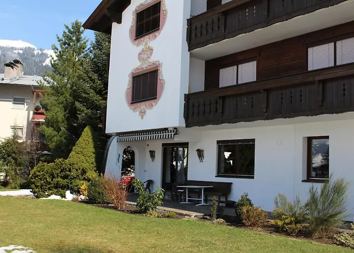 Sportpension Therese Bed & Breakfast 3*